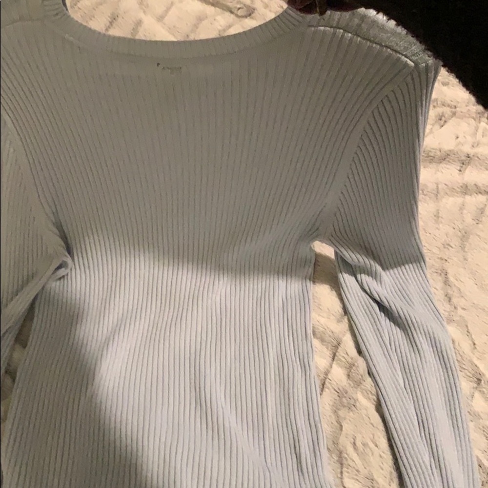 Sweater - Picture 3 of 4